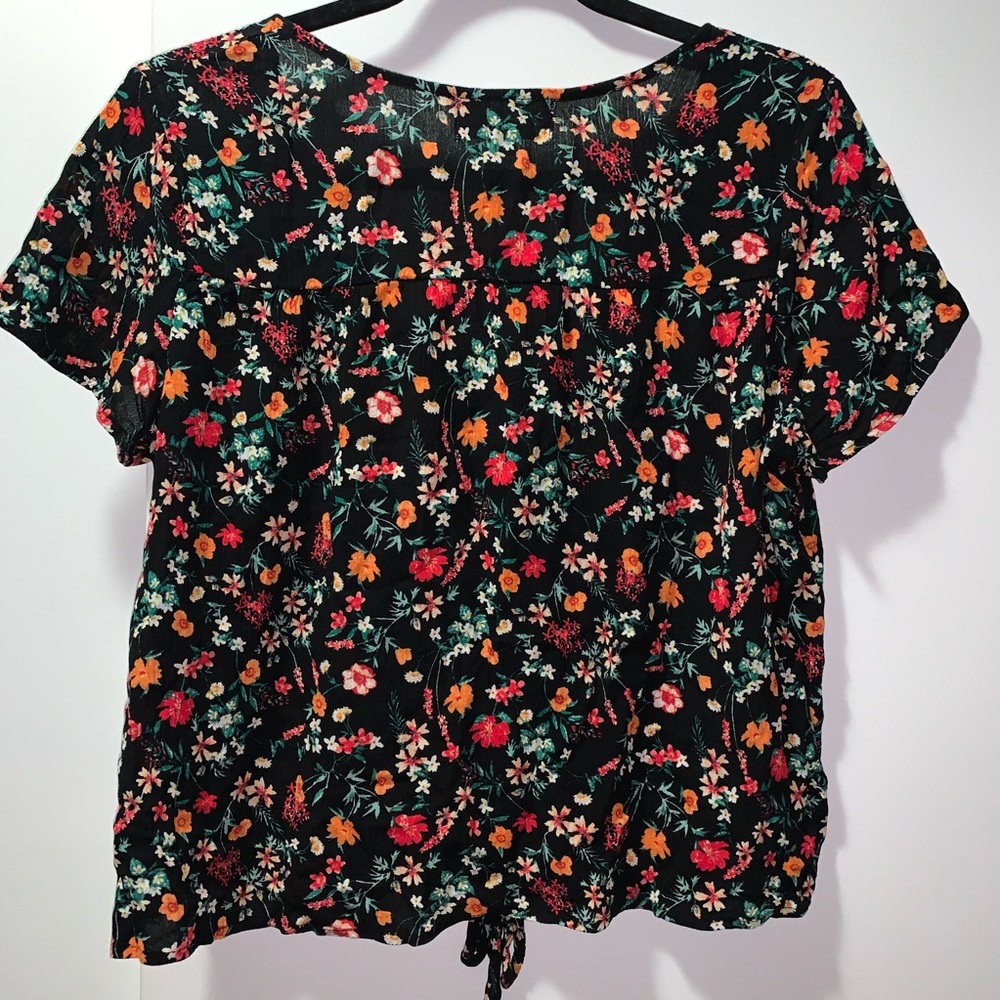 3/$25 Pink Republic Black Floral Top